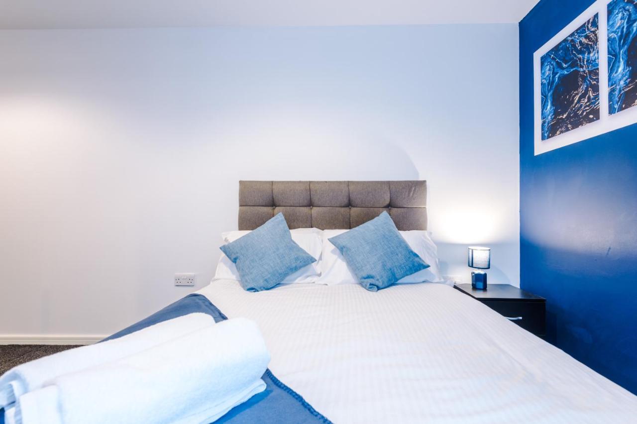 2 Bed Apartment With Balcony Private Parking Near Etihad Stadium, Coop Live マンチェスター エクステリア 写真